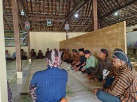 Pelaksanaan Adat Kenduri Tasyakuran Bersih Dusun Jum’at Legi